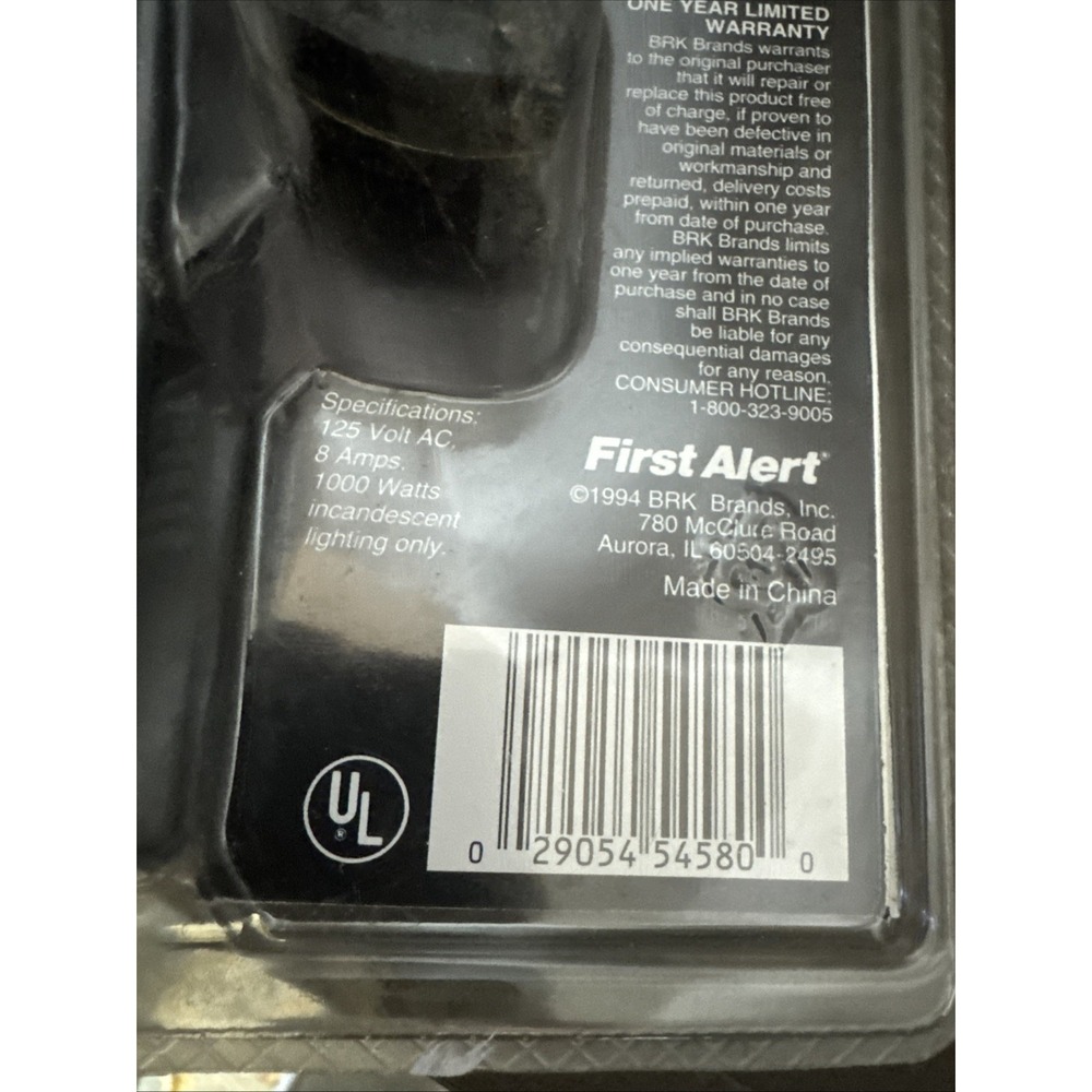 First Alert Automatic Outdoor Light Timer Model LS656 - Picture 6 of 7